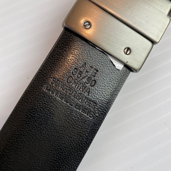 KENNETH COLE Reversible Black & Brown Belt, 36 - Picture 6 of 7